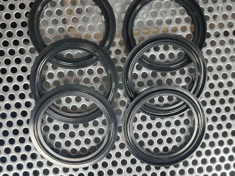 Rubber Seals for Construction Machinery and Equipment (6)